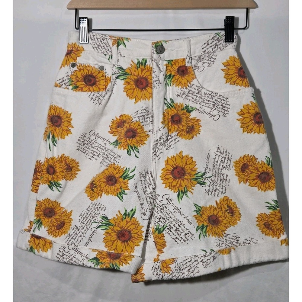 Y2K Gitano AOP Sunflower Calligraphy Shorts Womens 6 White Vintage High Rise